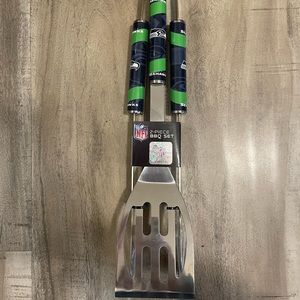Seattle Seahawks 2 pc Steel BBQ Tool Set